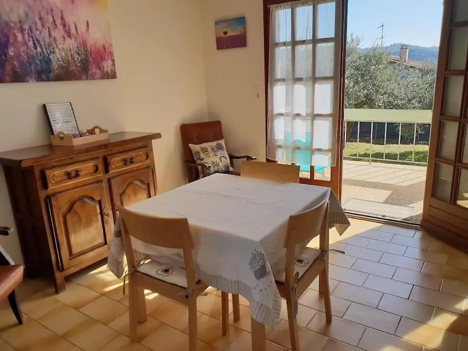 ANA LOCATION - Résidence Lou Cigaloun Gréoux-les-Bains France