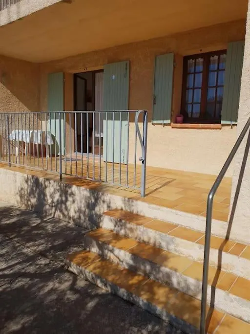 ANA LOCATION - Résidence Lou Cigaloun Gréoux-les-Bains France